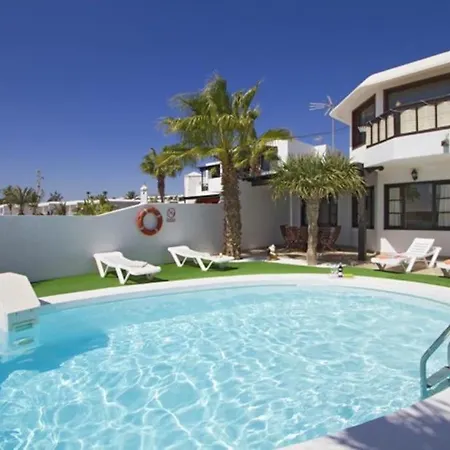 Miguel, 3 Bed With Private Pool Apartament